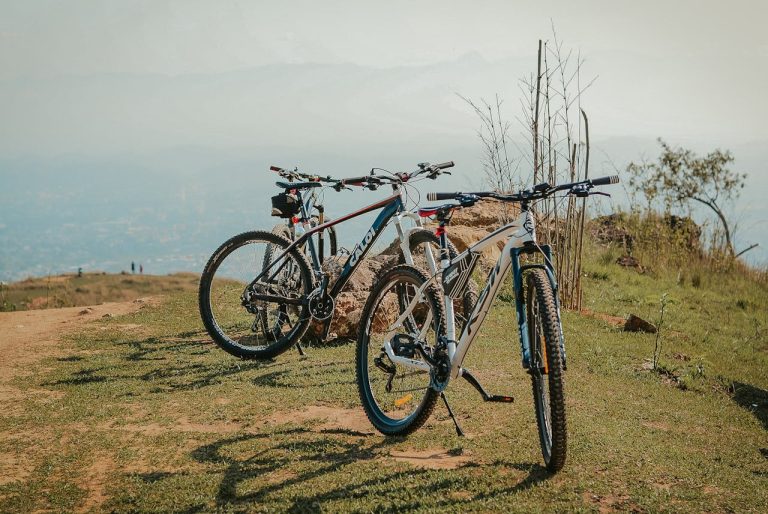 Rowery MTB – Przewodnik dla pasjonatów górskich wyzwań